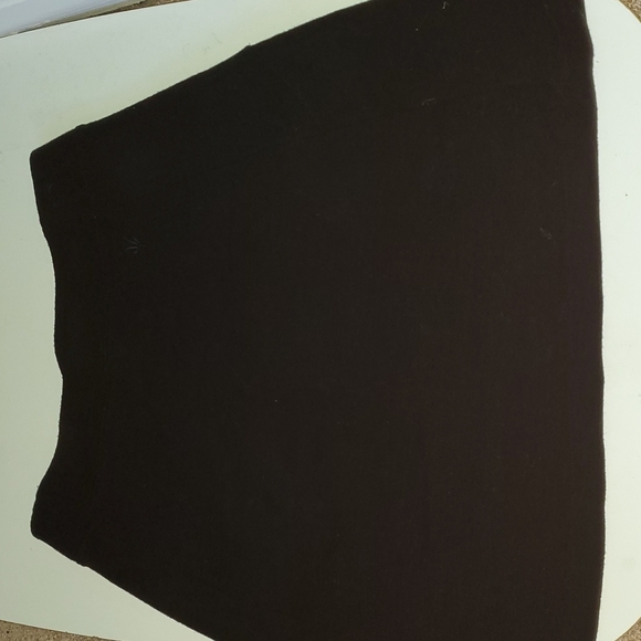 Ibex women's black wool A frame strech skirt with side zip pockets - Picture 6 of 10